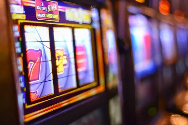 Individual result details Individual game result showing bet ID, amount, outcome, and account balance